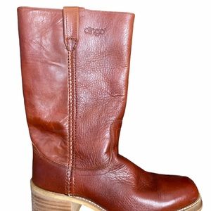 Men’s 1970s *VINTAGE* Brown (cognac) Dingo boots.